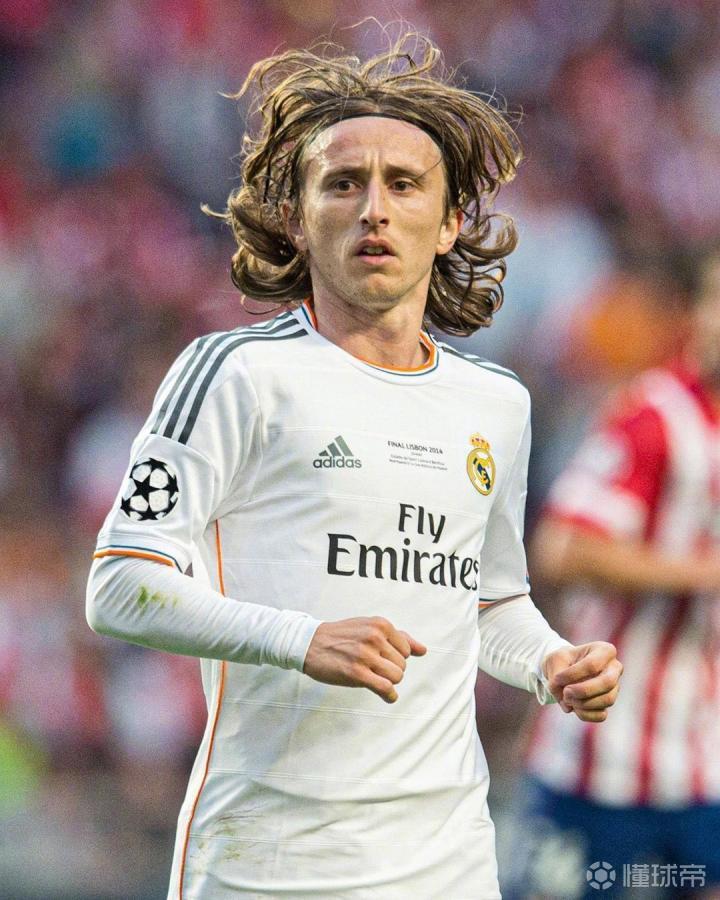 球队战术执行高效，连胜势头不减