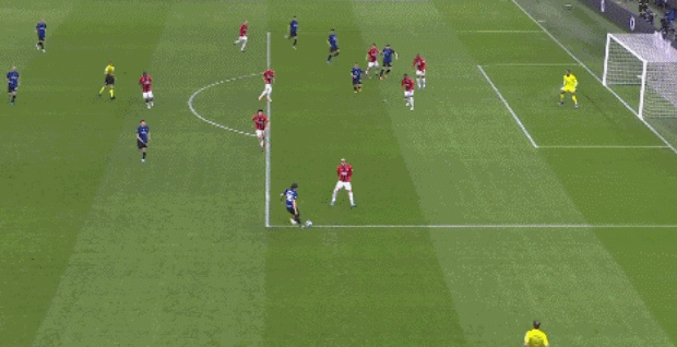 上光荣榜，大连英博一线队主教练李国旭获得辽宁五一劳动奖章