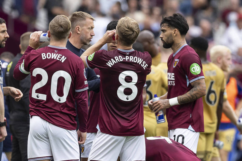 英冠半场：哈里斯破门，埃格利中柱，牛津联1-0伊普斯维奇