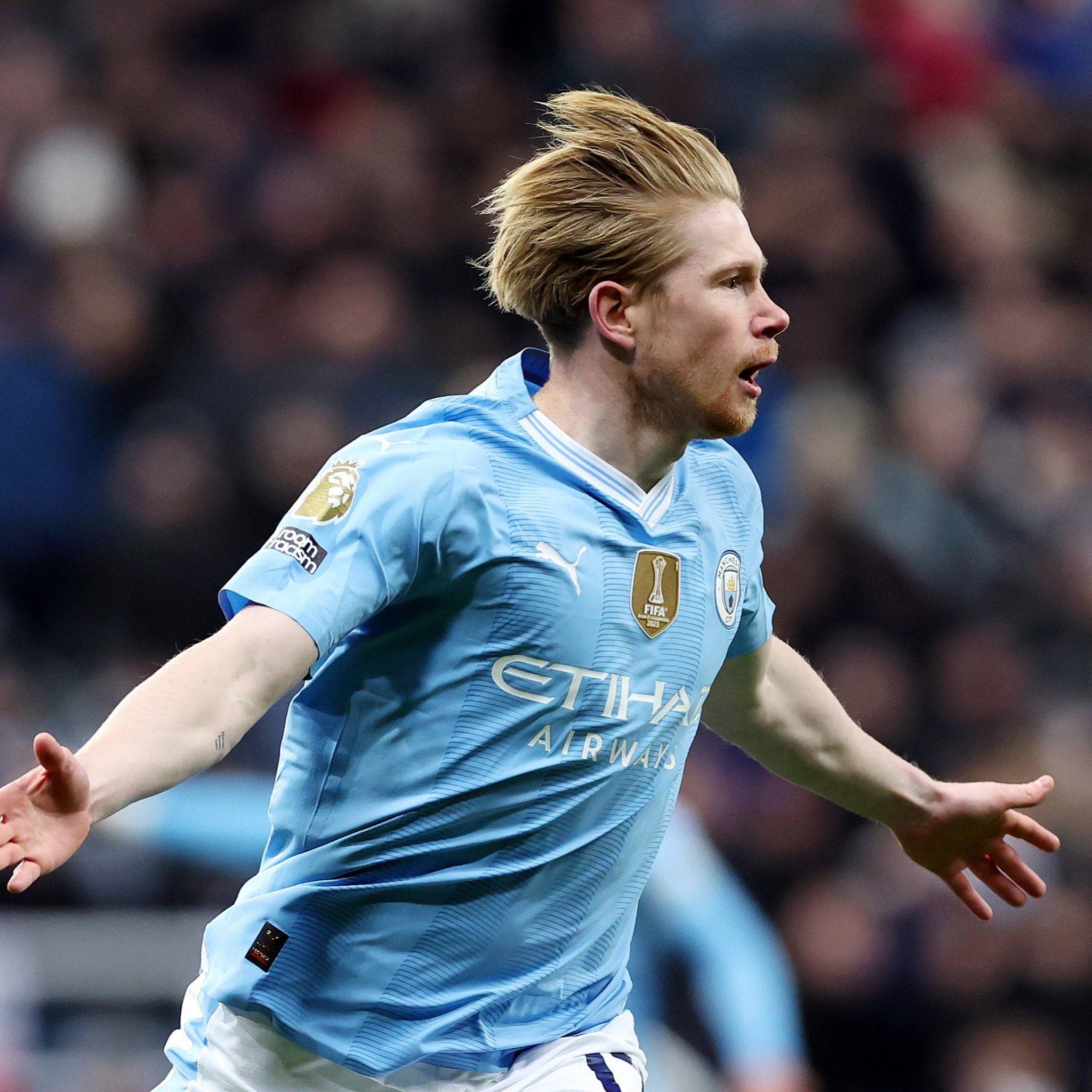 津媒：李嗣镕又帅又能打，首秀4分钟进球排名津门虎队史第一