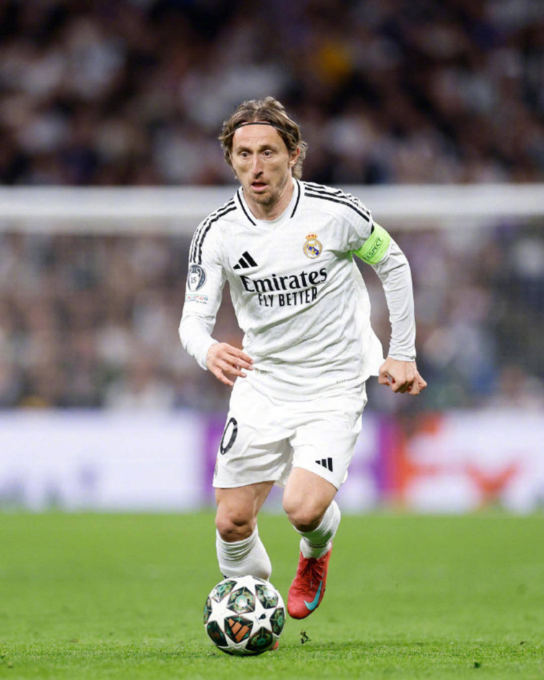 查理·哈迪（Charlie Hardy）等待5个月后终于签约曼联。